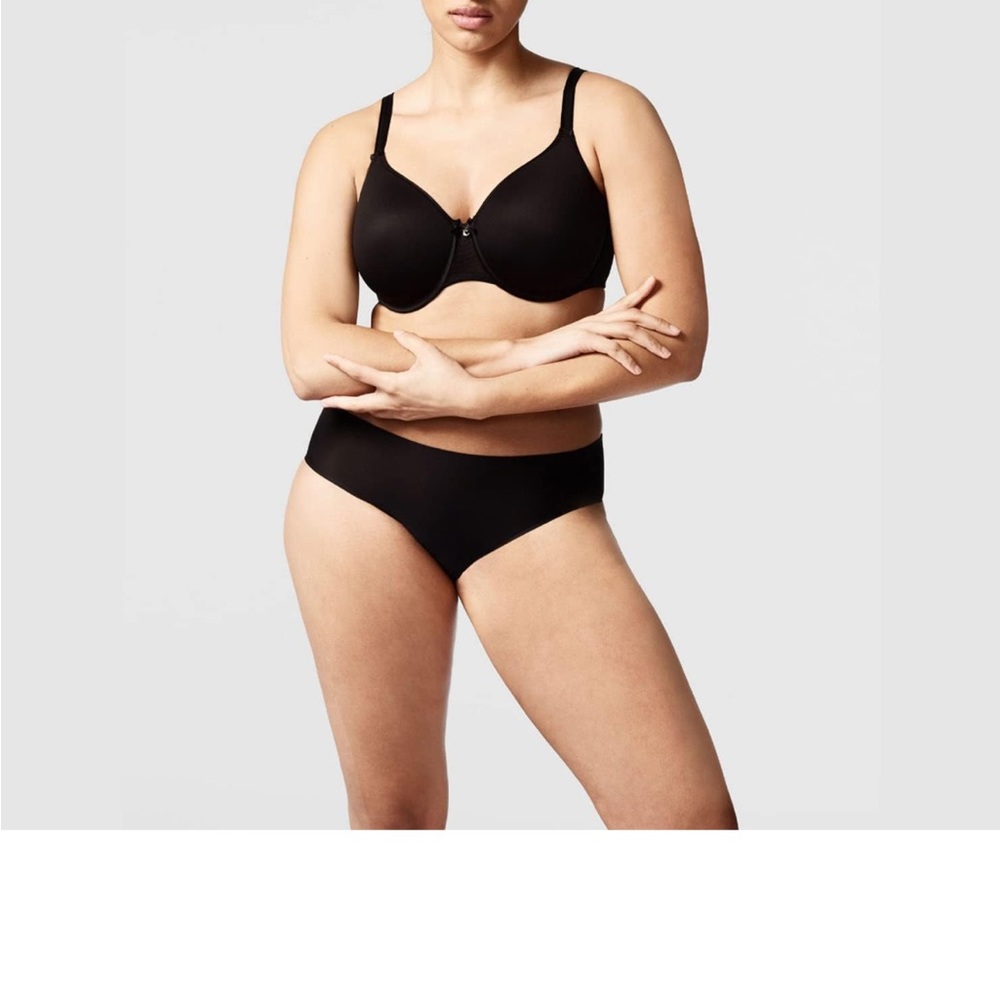 Black Seamless Underwire T-Shirt Bra - Women
